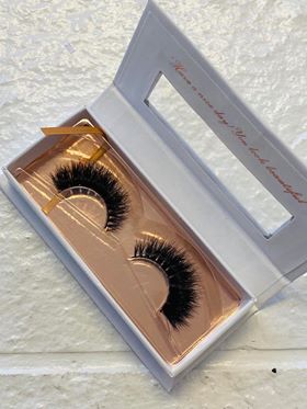 Karma Charma Beauty - 3D mink lashes Cactus