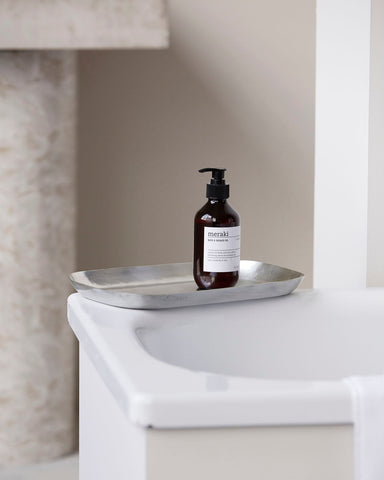 Meraki - Bath & Shower Oil (Velvet mood)