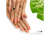 CND - vinylux, shells in the sand