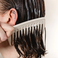 DETANGLING & TEXTURE COMB